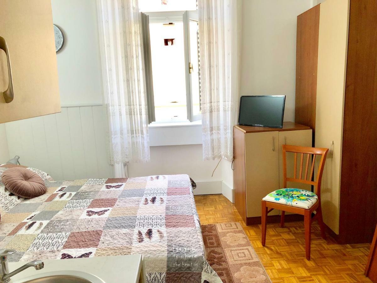 Апартаменты Studio & Free Parking, Aircool, Fresh Bedding Ловран Экстерьер фото